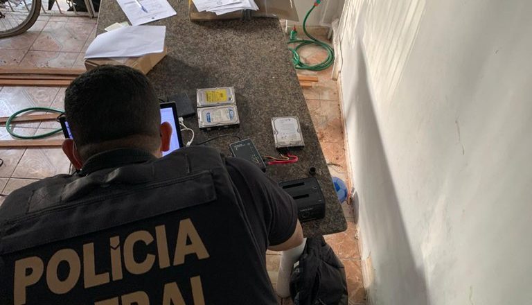 PF combate disseminação de pornografia infantil na internet