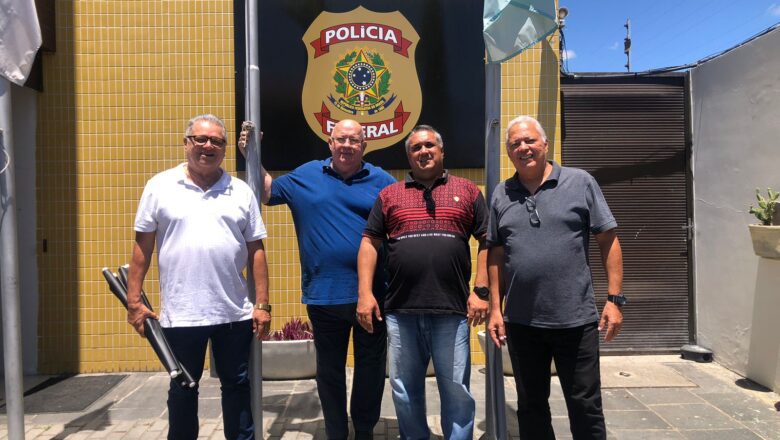 VISITA À DELEGACIA DE CARUARU